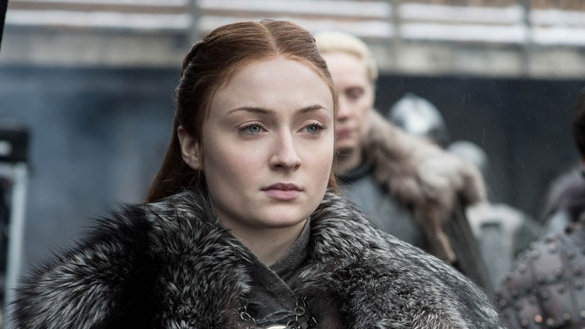 Sansa Stark Jadi Supergirl?